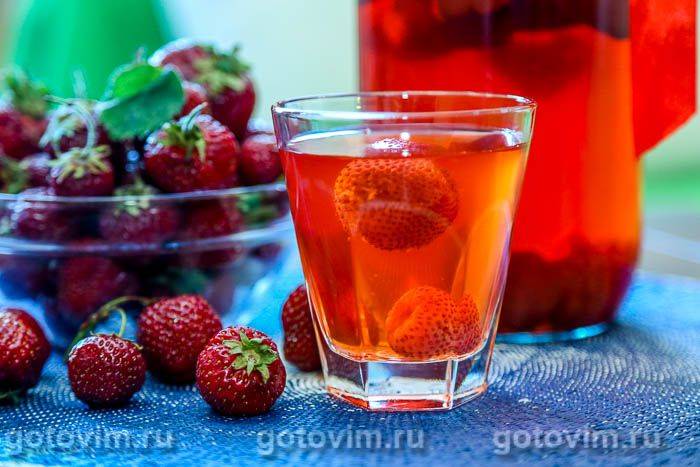 Полуничний компот на зиму